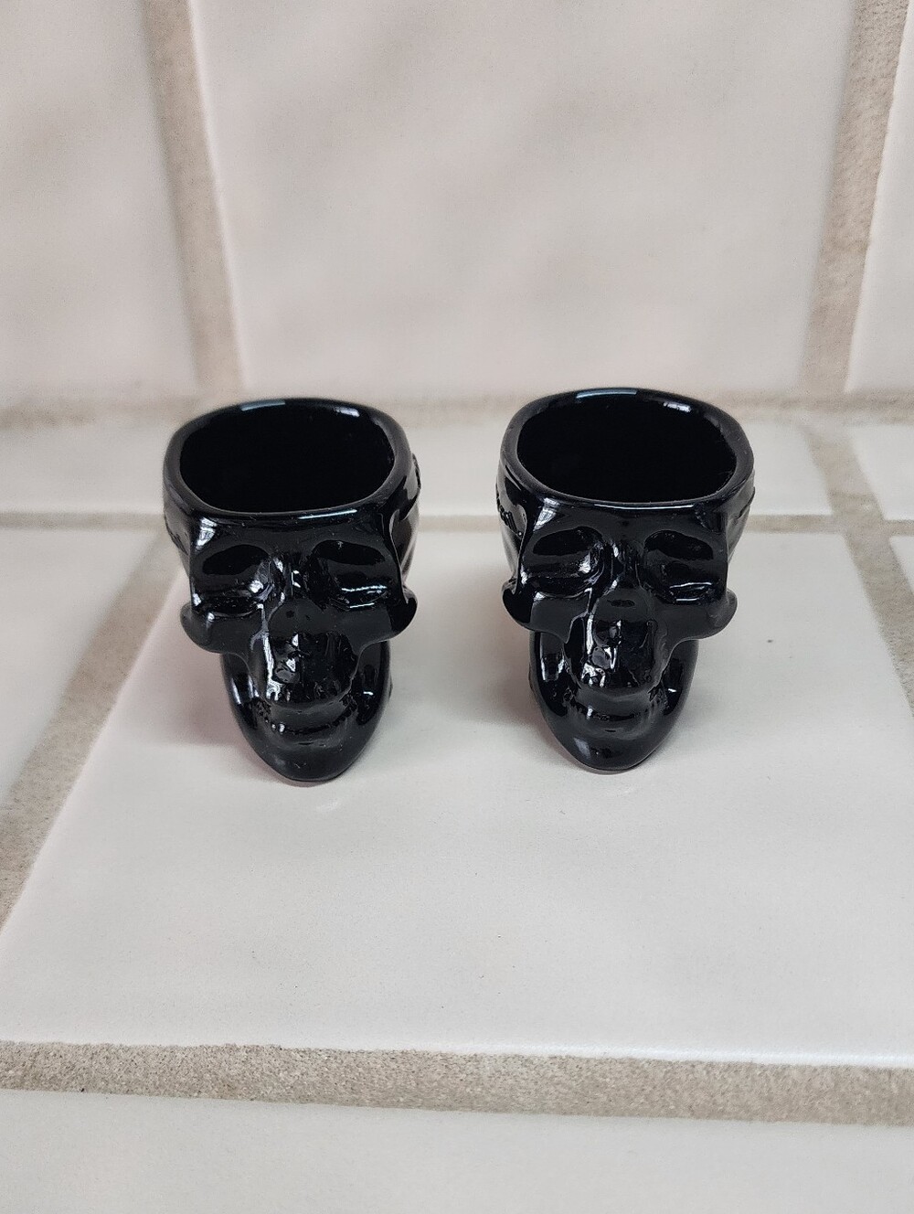 Crystal Skull- Black Ceramic Skull Shot Glasses